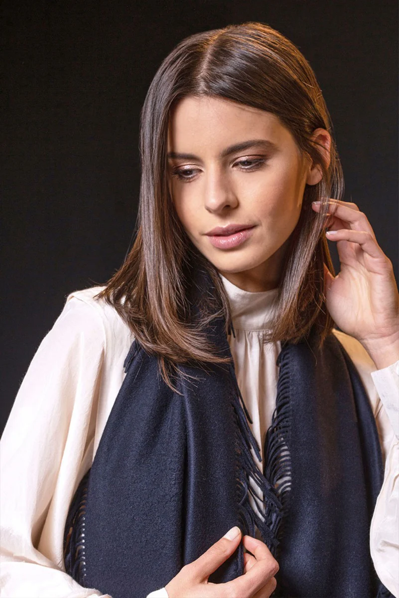 100% Vicuña Scarf - Horizontal Fringes - Image 18