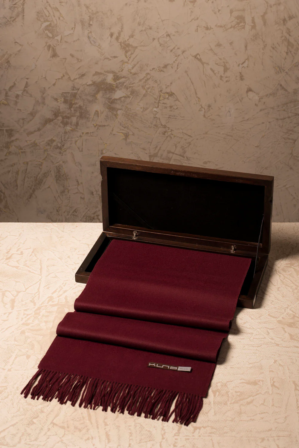 Basel 100% Vicuña Scarf - Image 18