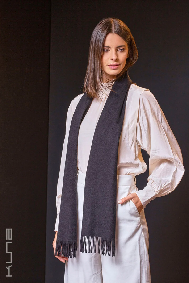 Basel 100% Vicuña Scarf - Image 9