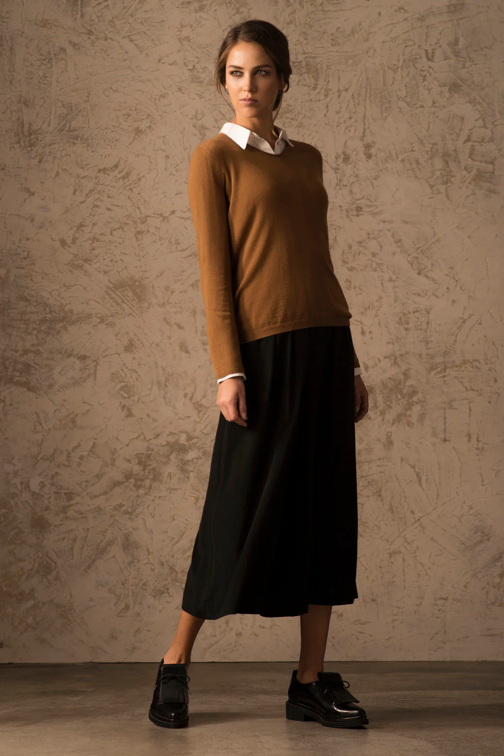 Belen 100% Vicuña Sweater - Image 3