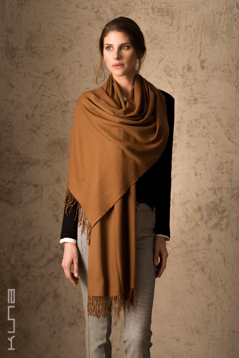 Bellinzona 100% Vicuña Shawl - Image 14