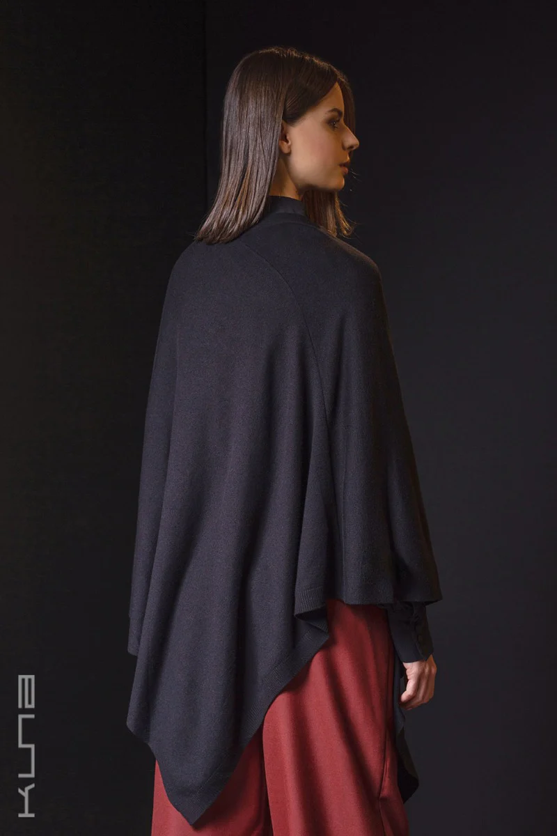 Beryl 100% Vicuña Poncho - Image 3