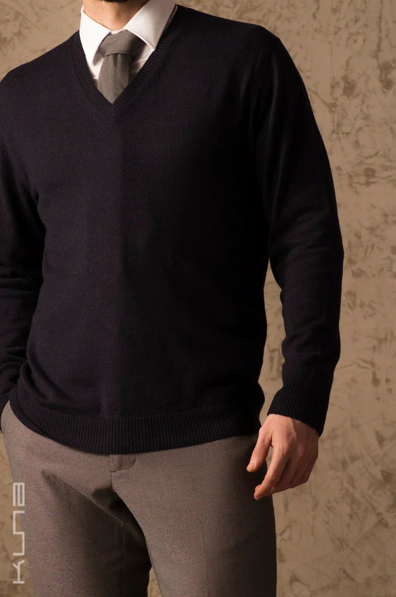 Brian 100% Vicuña Sweater - Image 14