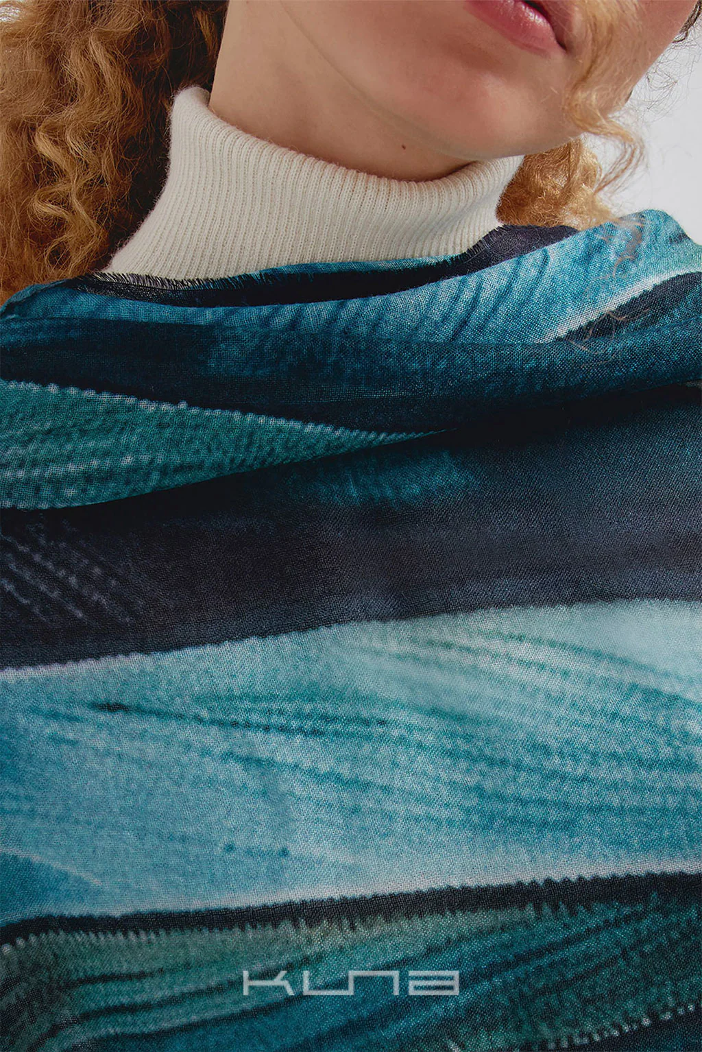 Cedro Baby Alpaca & Silk Wrap/Scarf - Image 2