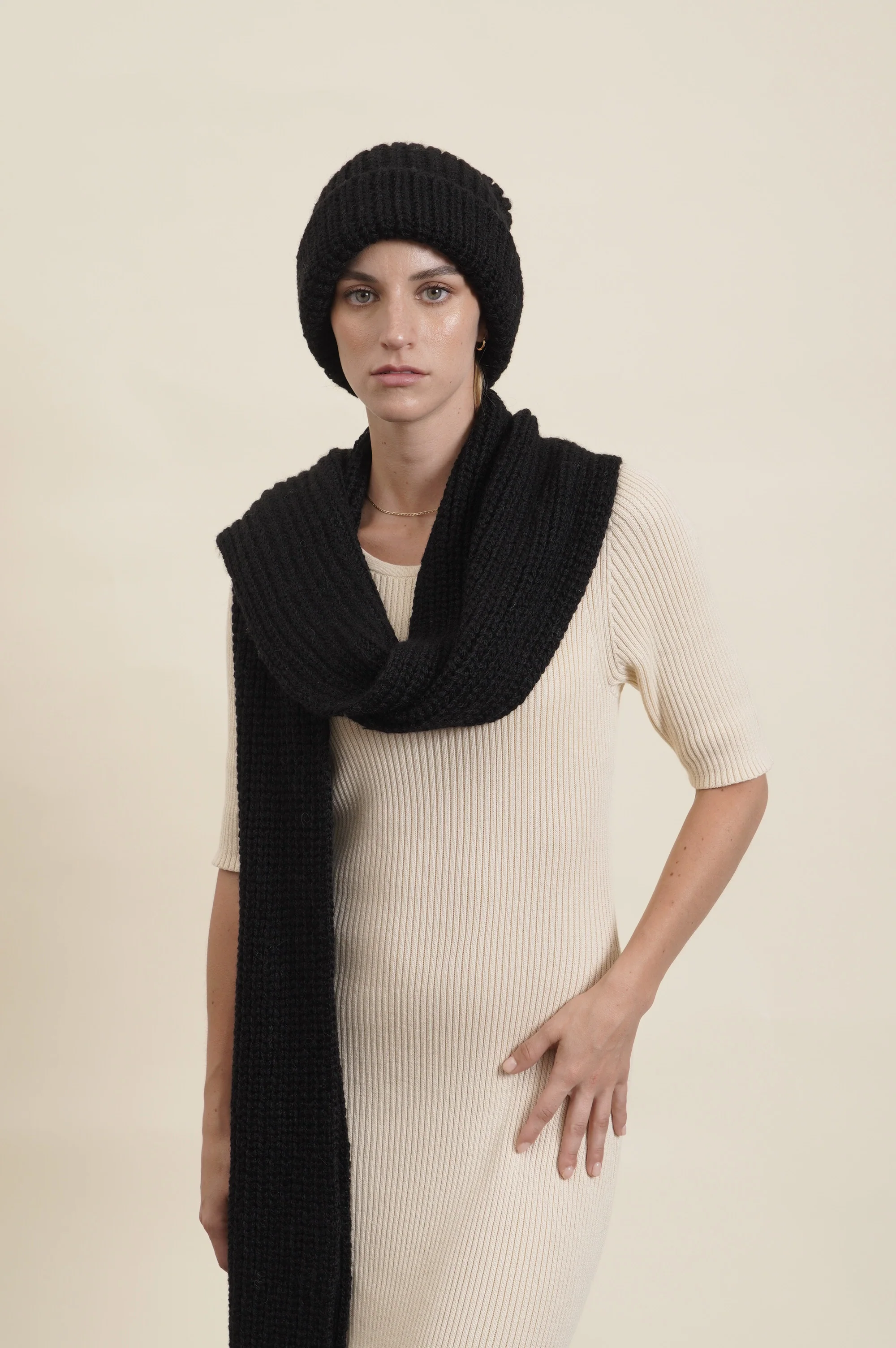 Khloe Alpaca Scarf - Image 4