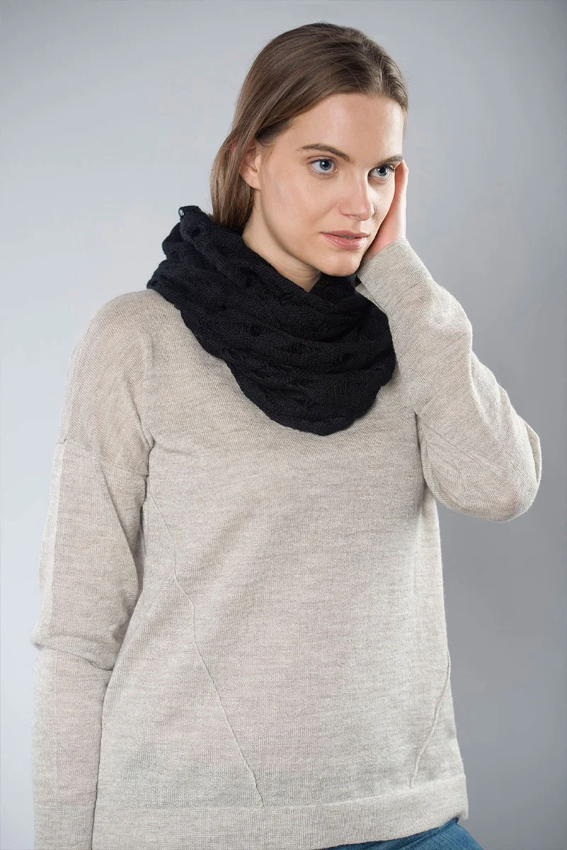 Sajani Llama Infinity Scarf - Image 5