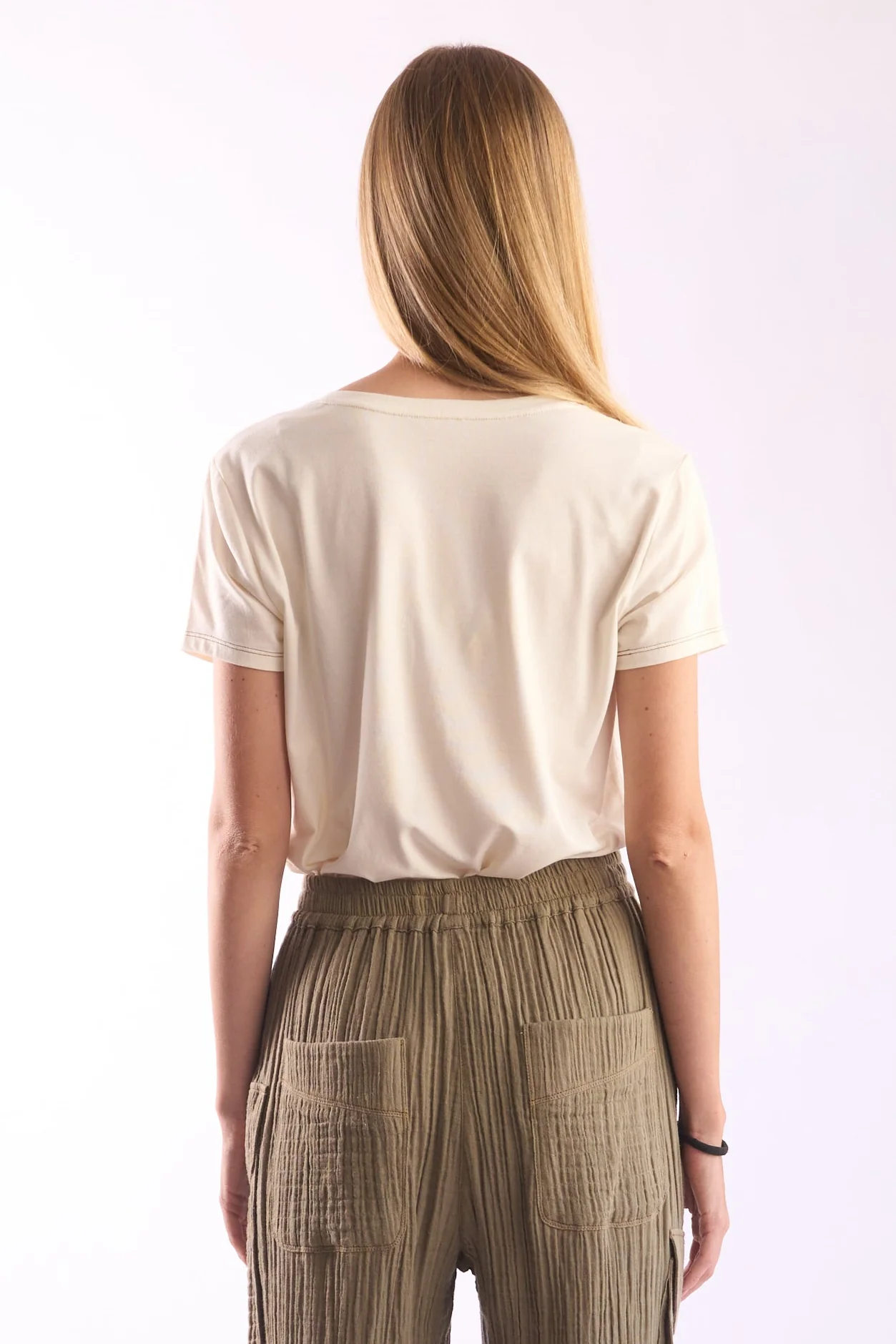 Women's Round-Neck Pima Cotton T-Shirt - Image 4