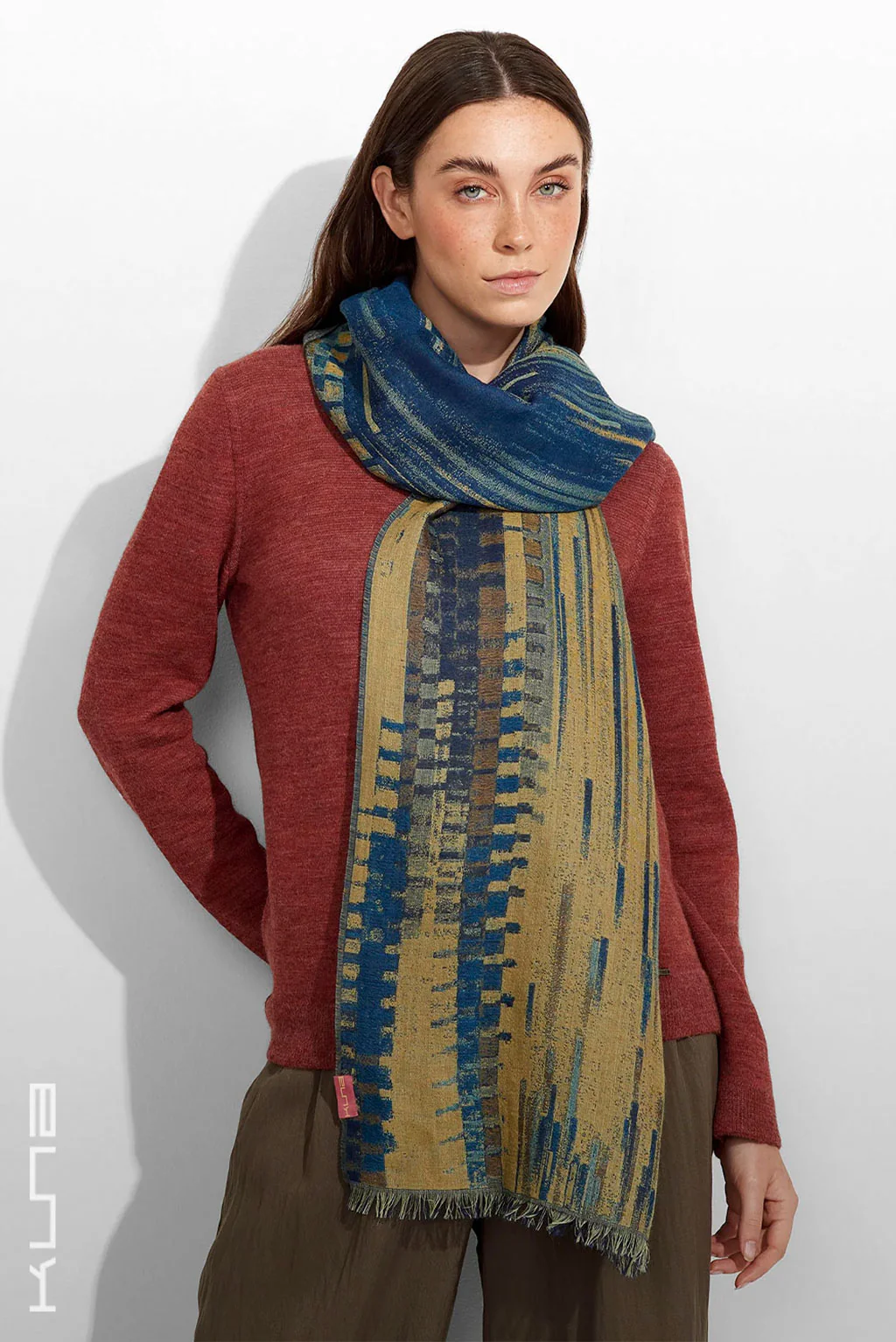 Zulett Baby Alpaca & Silk Wrap/Scarf - Image 3