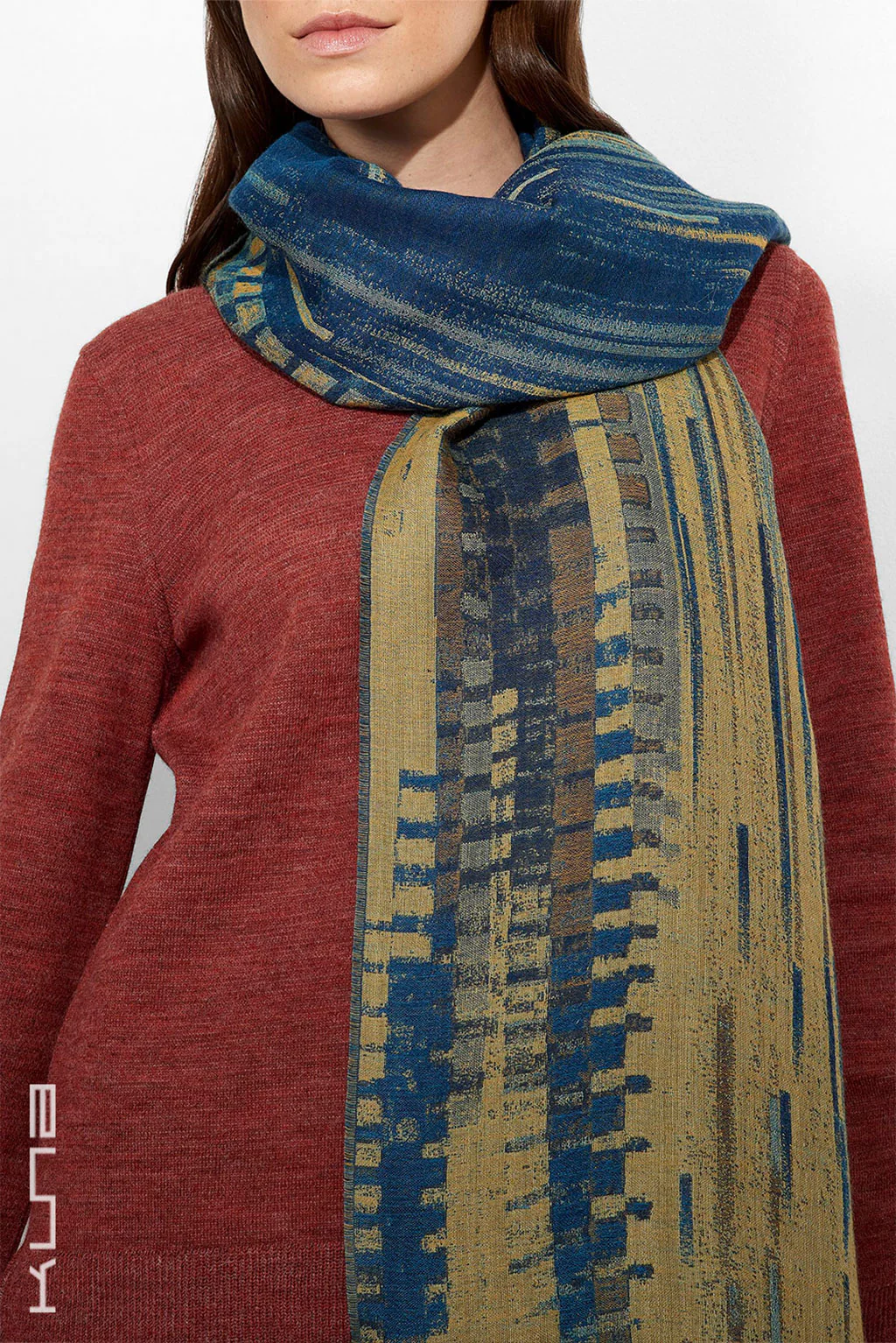 Zulett Baby Alpaca & Silk Wrap/Scarf - Image 4